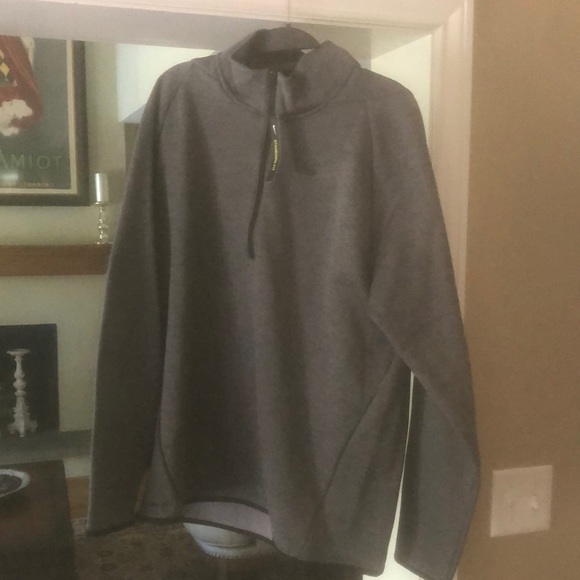 NEVER worn… mens 3/4 zip Nike Therma with DriFit technology - Picture 1 of 3